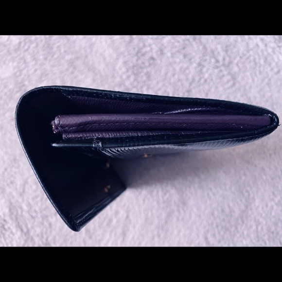 AUTHENTIC LOUIS VUITTON EPI BLACK LONG WALLET - Picture 3 of 10